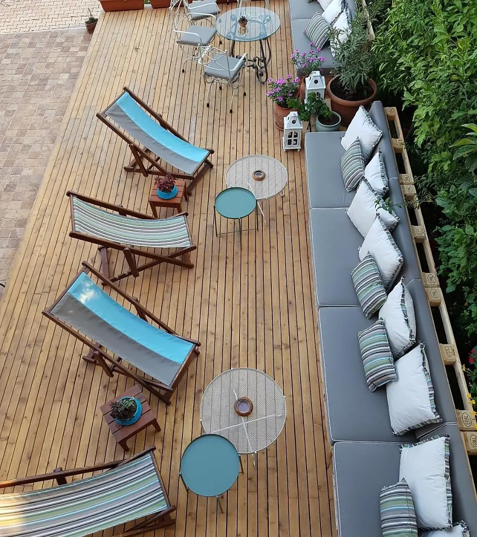A&B Home Hotel 교젝