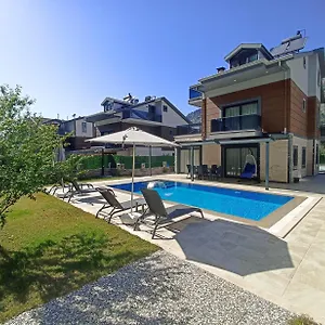Kayahan Villa